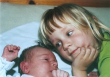 Nina a Lenka (jej sestra 5.5.2003)